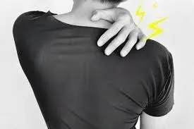 理学療法士の専門的な整体で白楽の肩こり改善が口コミで高評価される理由